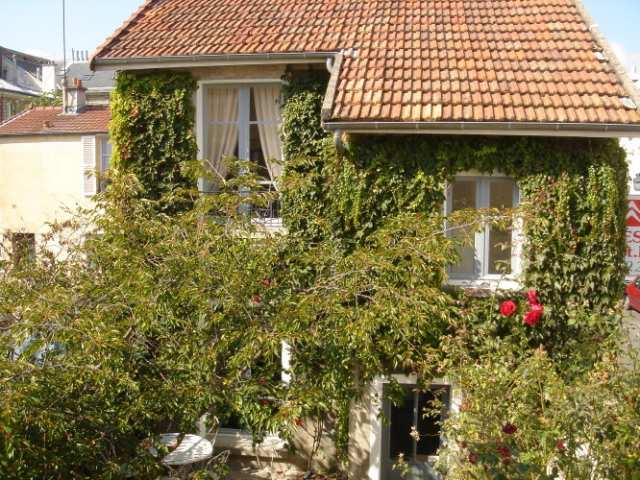 Villa versailles-chambres d'h�tes/ bed&breakfast