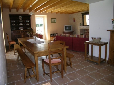 Gîte rural 'Gîte avec piscine, 10 personnes, proche marais poitevin en Vendée' à 85200