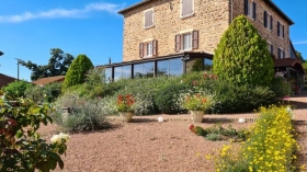 Chambre d'hôte 'La ferme fleurie' à Bourg de thizy