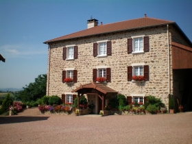 Chambre d'hôte 'La ferme fleurie' à Bourg de thizy