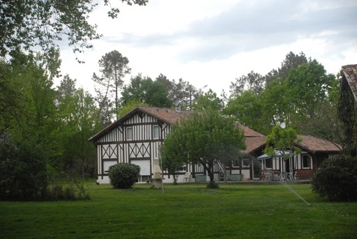 Chambre d'hôte 'Les arbousiers' à Sabres