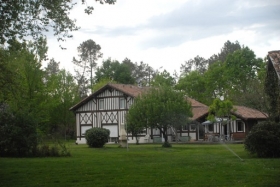 Chambre d'hôte 'Les arbousiers' à Sabres