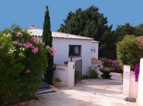 Chambres d'hôtes 'Villa Limone' à Calvi, calenzana