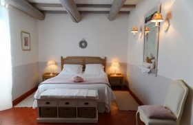 Chambre d'hôte 'Les tilleuls d'Elisée' à Vaison-la-romaine