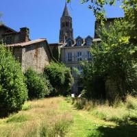 Chambre d'hôte 'Le jardin des lys' à Saint leonard de noblat