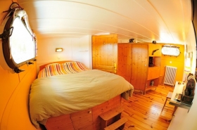 Peniche Chambre d'hôte  'Peniche durandal chambres d'hotes' à Villeneuve les béziers