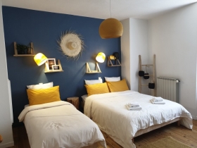 CHAMBRES D'HÔTES  ET GÎTES 'L'abri sous roche' à Tautavel