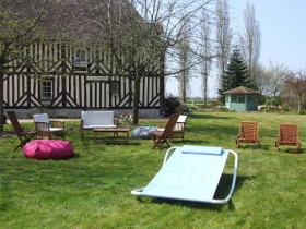 Chambre d'hôte 'Au Pressoir Pas Pressé...' à Saint-ouen-du-mesnil-oger