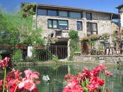 Gîte rural. 3épis GîtedeFrance 'Gîte Jardin La Source***, entre Chartreuse et Vercors.' à St jean de moirans