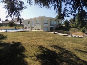 Chambre d'hôtes 'Le jardin d'AURELIE' à Sainte livrade sur lot
