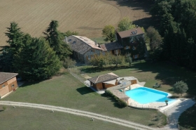 Chambre d'hôte 'Domaine du tisserand' à La baume cornillane