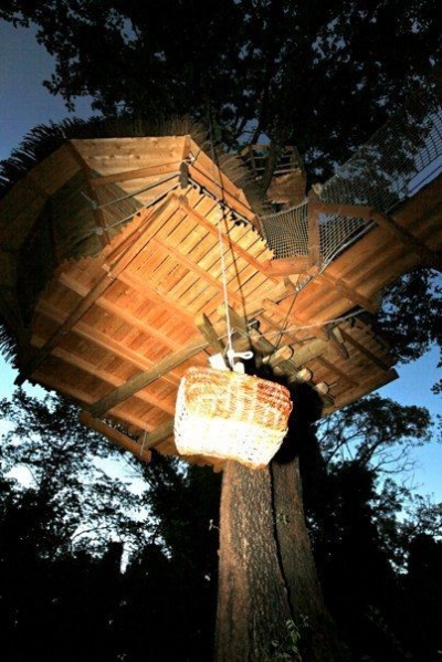 Chambre d'hôte 'Les CAB'ÂNES DU VARON -  Cabanes dans les arbres ' à Var
