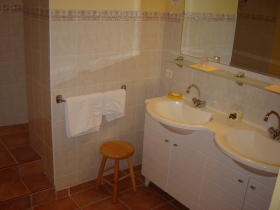 Chambre d'hôte 'Le mas de l'amandier' à Saint saturnin les avignon