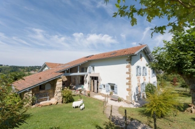 Chambre d'hôte 'La ferme elhorga' à Saint pée sur nivelle