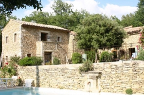Chambre d'hôte 'Le mas de la pinède' à Faucon