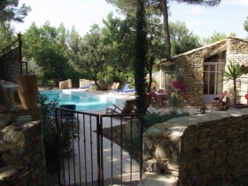 Chambre d'hôte 'Le mas de la pinède' à Faucon