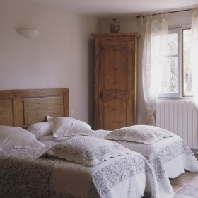 Chambre d'hôte 'Le mas de la pinède' à Faucon