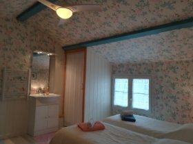 Chambre d'hôte 'LE PETIT CHANTUZET' à Saint-donat sur l'herbasse