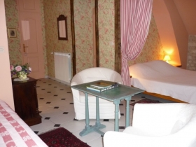 Chambre d'hôte 'Chambres d'Hôtes de Charme et Table d'Hôtes ' à L'ile-bouchard theneuil