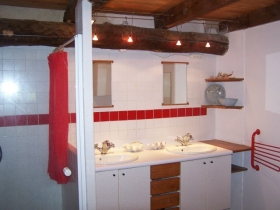 Gîte de séjour 'Gîte de Chapelèche en ardèche' à Gluiras