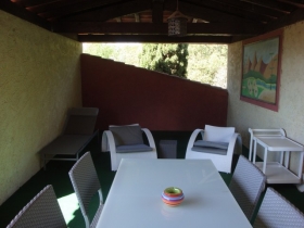 Studio / Appartement 'Le patio bleu' à La crau