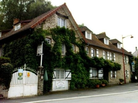 Chambre d'hôte 'La Croix du Reh' à Chateauneuf - la - foret