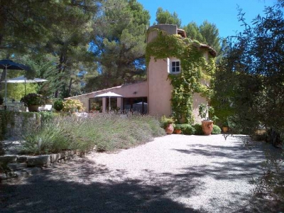 Chambres d'hôtes 'Au lou ventoulet' à Arles