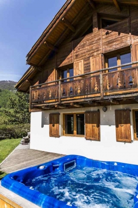 Maison / Villa 'Chalet ' à Serre chevalier 1350