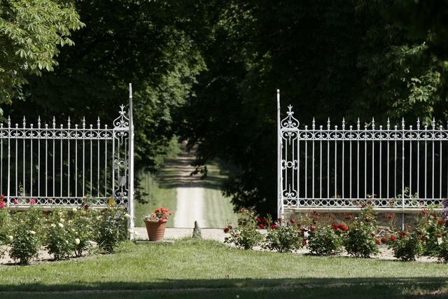 Gîte d'étape 'Au château de montbraye' à Parigné l'evêque