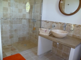 Chambre d'hôte 'Maison de Nathalie' à Les mayons