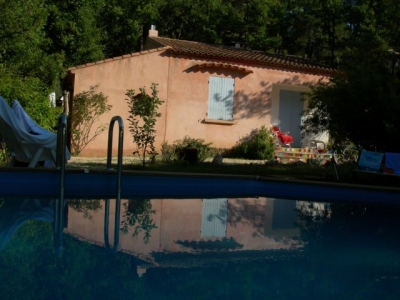 Chambre d'hôte 'Les pierroux' à Roussillon