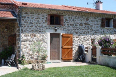 Gîte rural 'Gite ozon07' en Ardeche