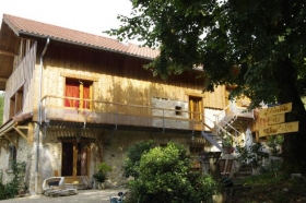 Gîte 'L'etable du mieuzêtre' à Saint quentin sur isère