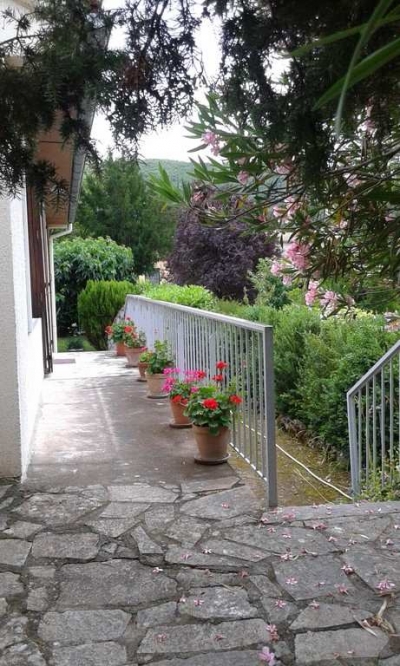 Gîte rural 2 épis 'Gite de France 3épis numéro 34G 21104 au Poujol/Orb plus meublé tourisme 3 étoiles VILLA PRADES' à Le poujol sur orb