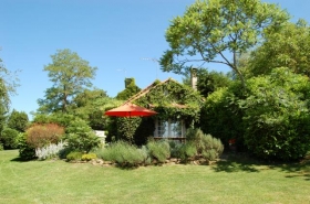 Gîte de séjour 'Les gîtes du bouyssou' à Crespin