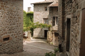 Chambre d'hôte 'Porte de besse' à Chalencon