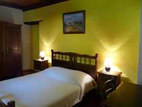 Chambre d'hôte 'La pommeraie de couloubrac' à Lacaune