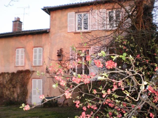 Chambre d'hôte 'Le charme de la campagne beaujolaise à 40 km de Lyon' à Gleizé