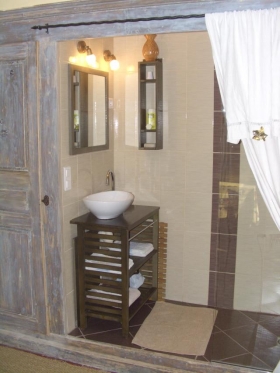 Chambre d'hôte 'Clos de l'abbé dubois' à Saint-remeze