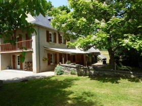 Gîte rural à la  montagne 'Le Carot: GITE GRAND GROUPE pour un séjour zen et au vert : vous allez adorer !' à Sainte marie de campan