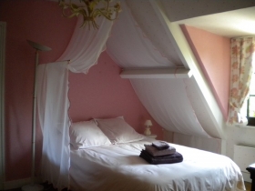 Chambre d'hôte 'Aux marguerites' à Ste  genevieve les gasny