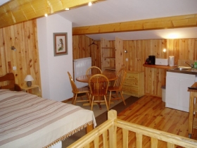 Chambre d'hôte 'Le chant des sources' à Villecheneve