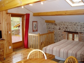Chambre d'hôte 'Le chant des sources' à Villecheneve