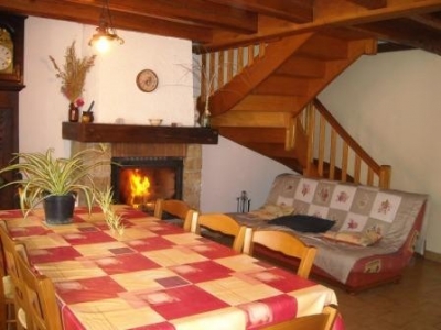 Gîte rural 'Gite "les jonquilles" au calme sur l'aubrac en lozère' en Lozere