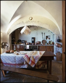 Chambres d'hotes de charme  'Chateau de fontblachere' à St lager bressac