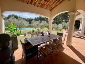 Maison / Villa 'L'Oliveraie de Mathilde' à Pelissanne