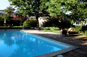 Gîte de groupe_chambres d'hote 'Aires passagères' à Sernhac