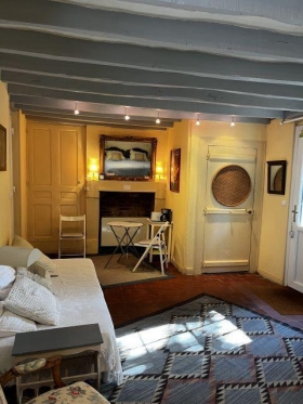 Studio indépendant 'Le Belvédère' à Bléré