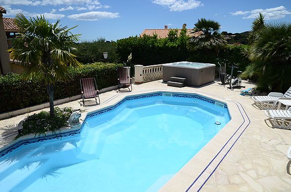 Photo Gîte et Chambre d hôtes Cavalaire sur mer Villa plein sud-spa-détente