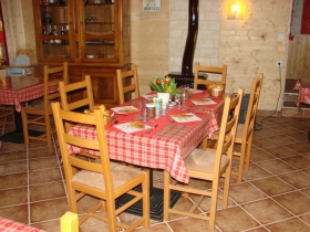 Chambre d'hôte 'Le clos de mady' à Ars sur formans